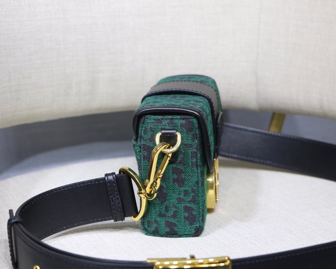 Dior 30 Montaigne Mini Box 17.5cm 002